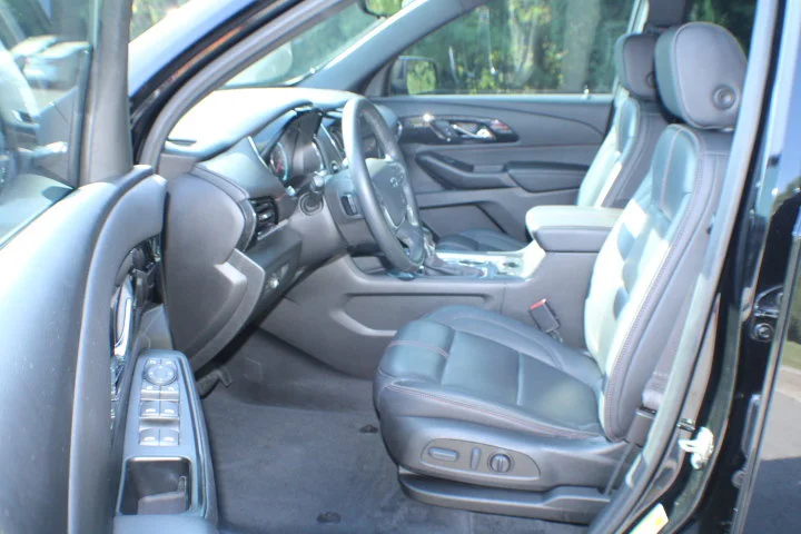 Certified Used 2023 MOSAIC BLACK METALLIC Chevrolet RS image 13