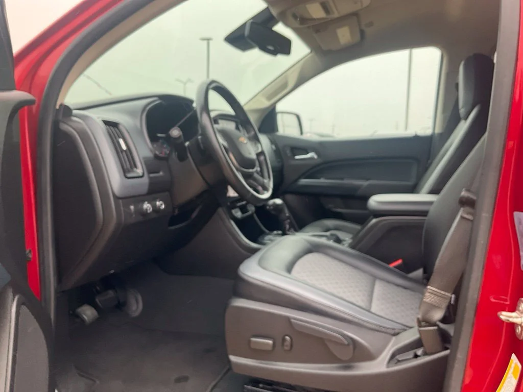 Used 2021 CHERRY RED TINTCOAT Chevrolet 4WD Z71 image 37