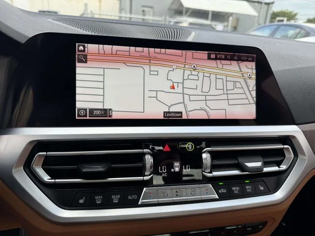 Used 2019 Blue BMW 330i xDrive image 36