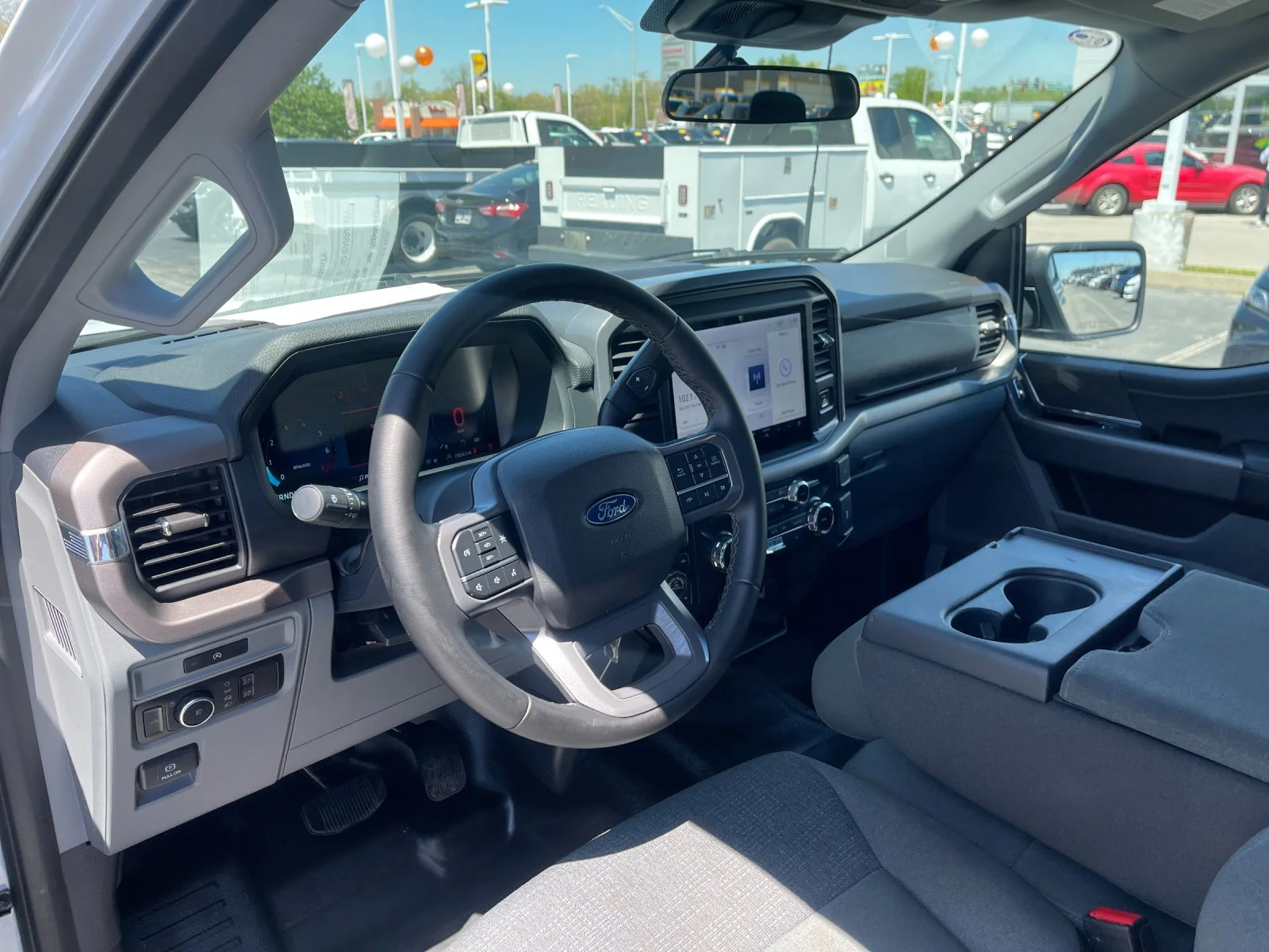 Used 2025 White Ford XLT image 11