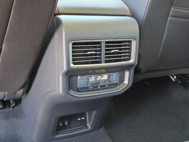 New 2026 Black Volkswagen 2.0T Peak Edition image 9