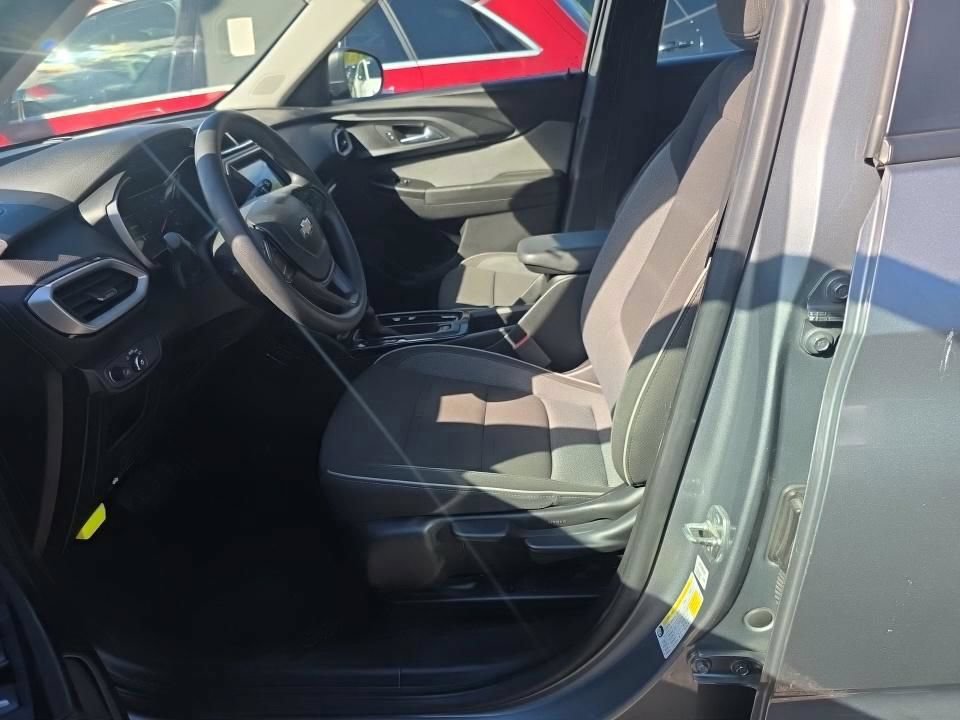 Used 2023 Gray Chevrolet LS image 6
