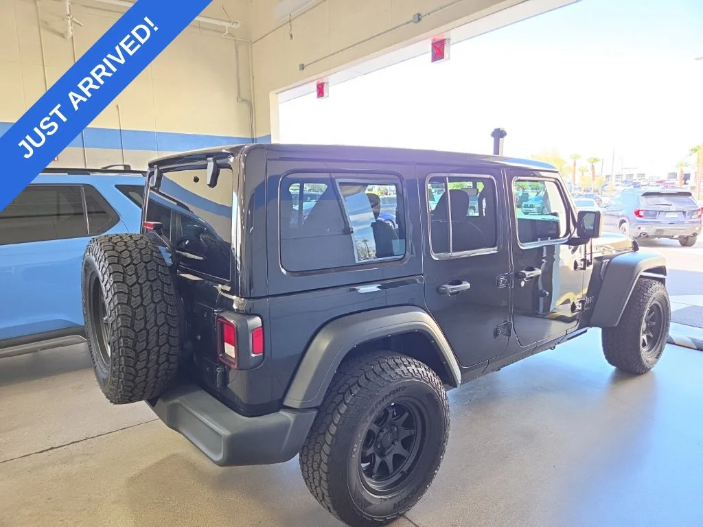 Used 2022 Black Clearcoat Jeep Unlimited Sport S image 3