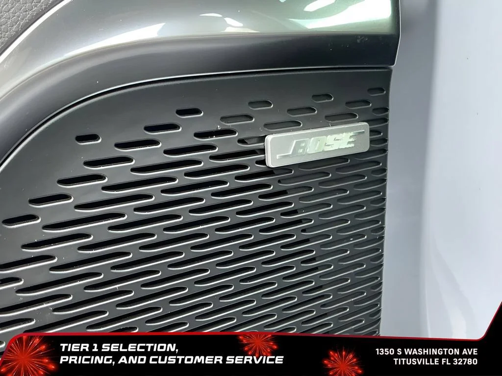 New 2026 Glacier White Tricoat GMC Elevation image 33