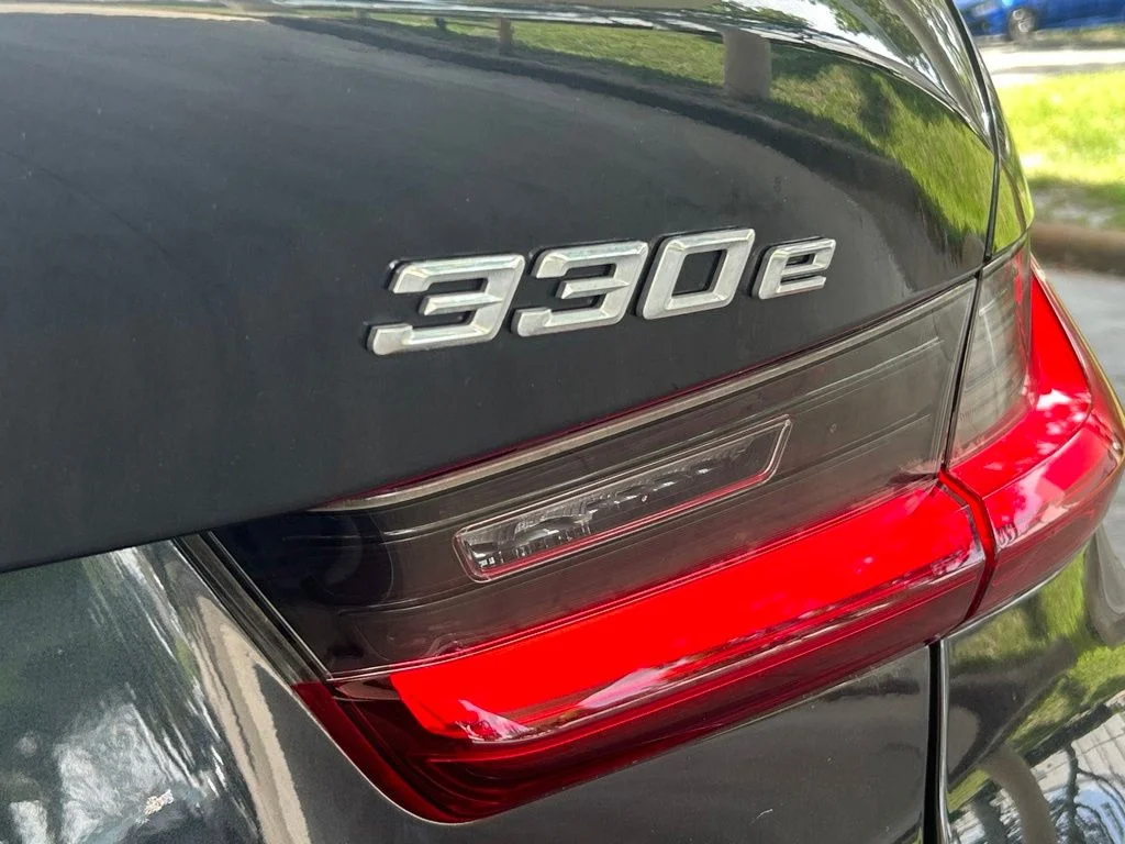 Used 2023 Black BMW 330e iPerformance image 19