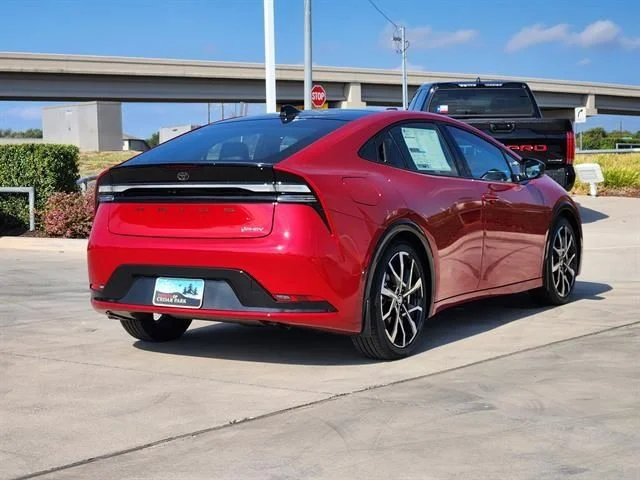 New 2026 Supersonic Red <sup>1</sup> Toyota  XSE Premium image 4