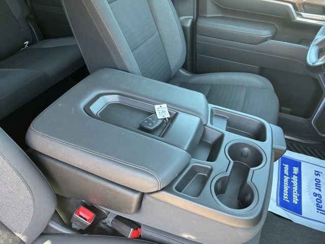 Used 2025 White Chevrolet LT image 24