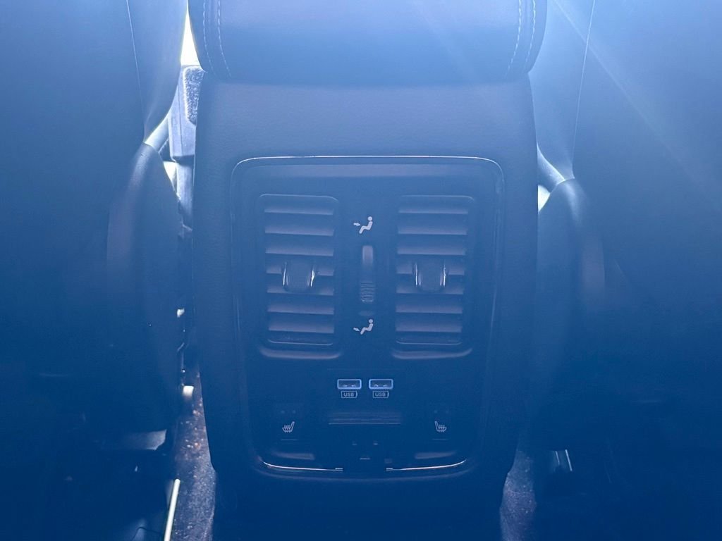 Used 2017 Red Jeep Limited image 13