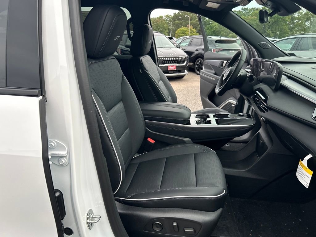 New 2026 Summit White Buick Sport Touring image 33
