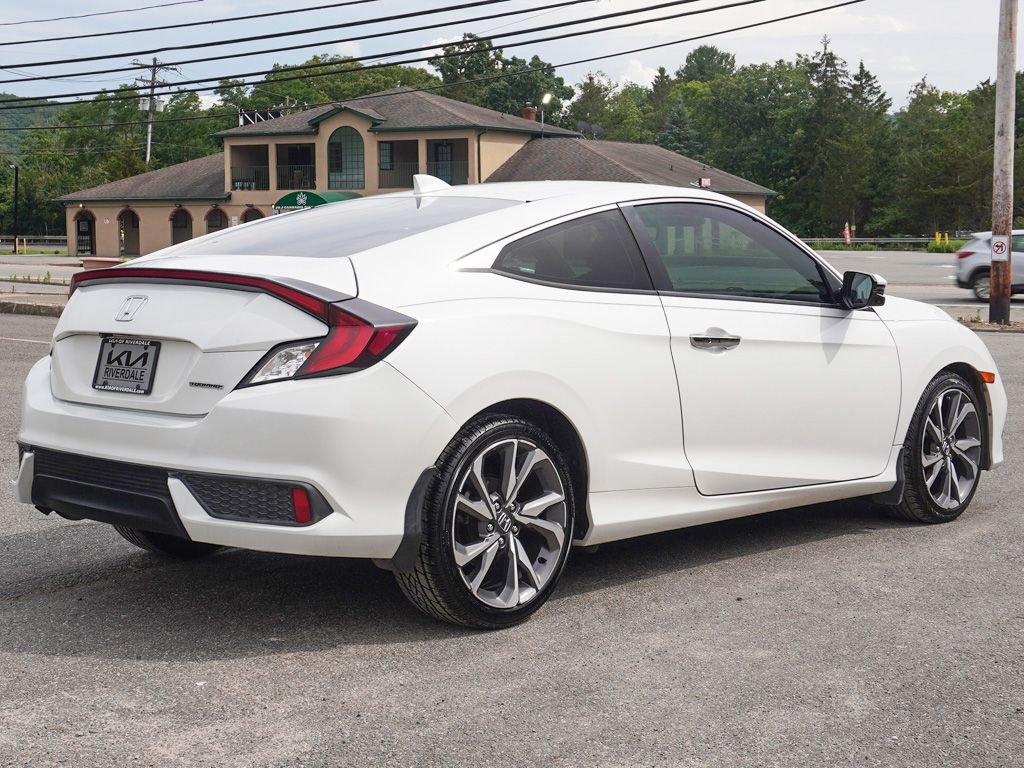 Used 2019  Honda Touring image 10