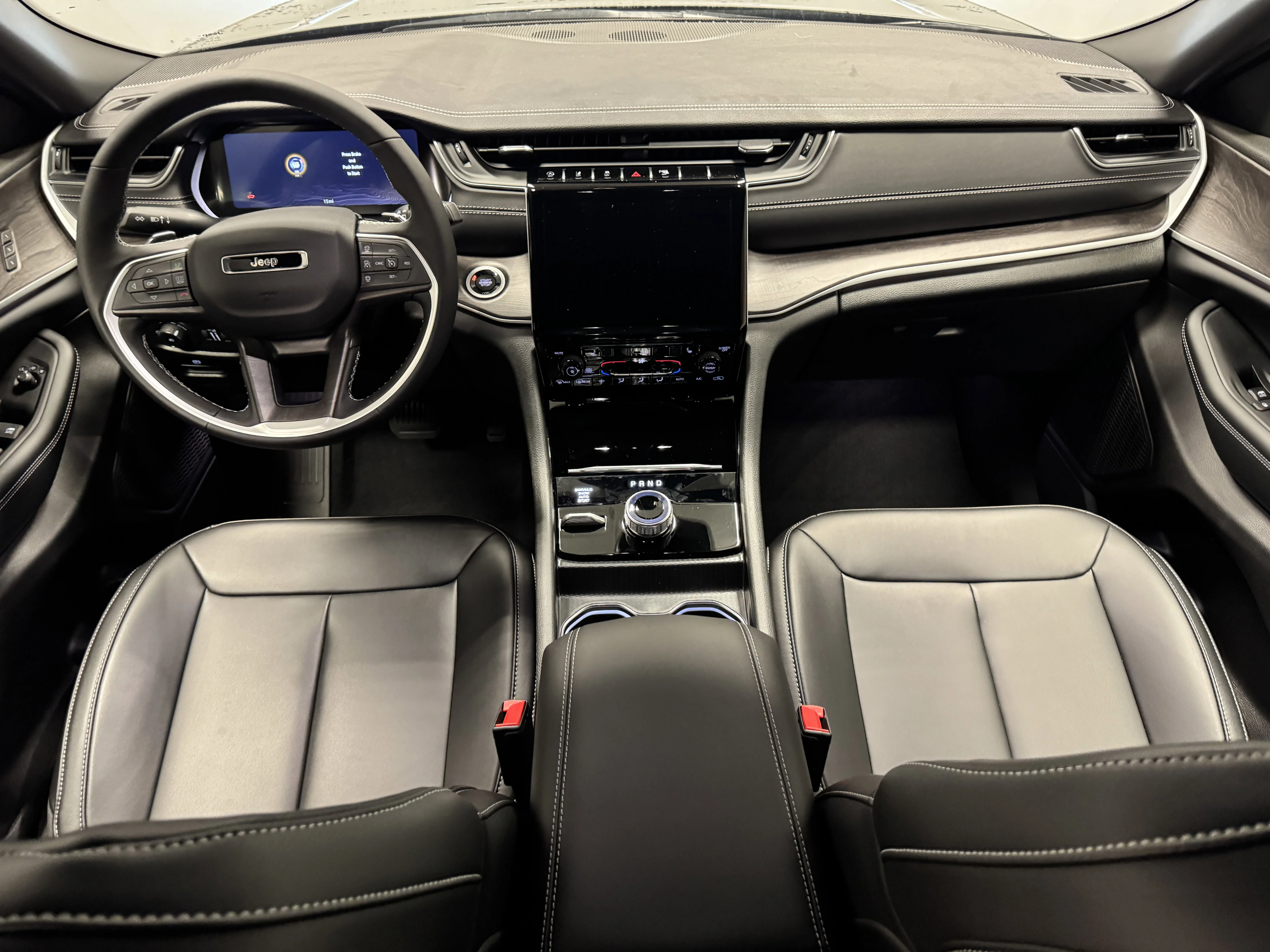 2025 Jeep Grand Cherokee Limited - Photo 17