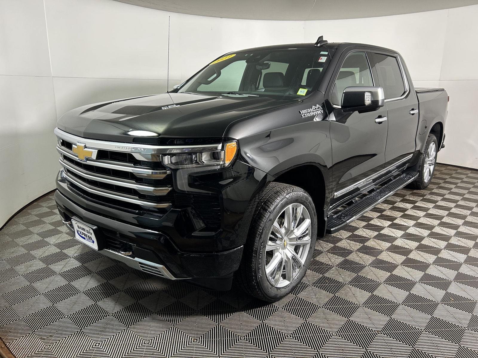 Used 2023 Black Chevrolet High Country image 12