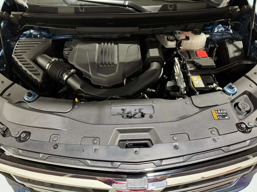 2025 Chevrolet Traverse LT - Photo 28