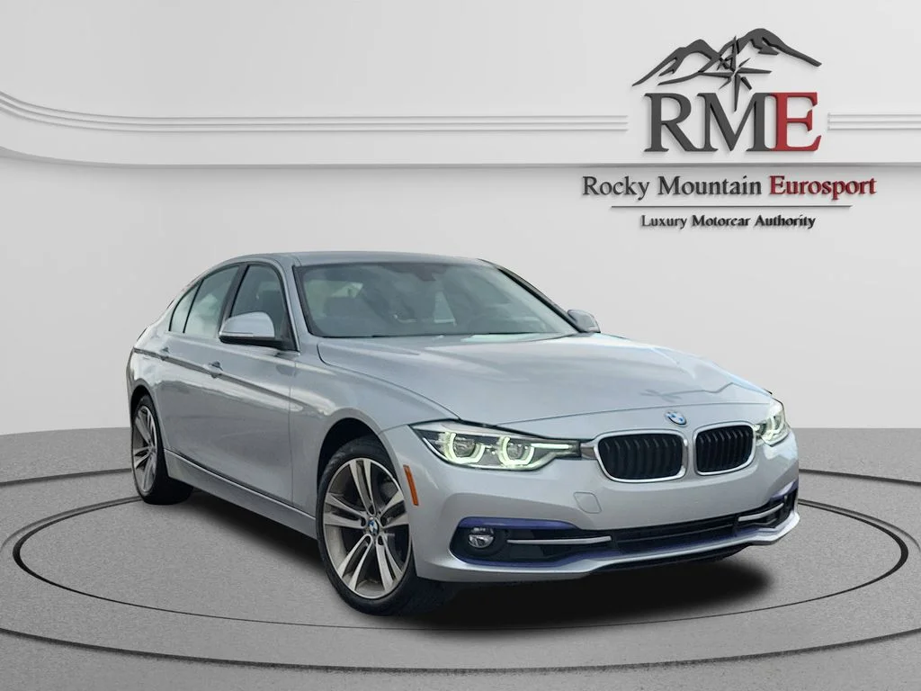 2018 BMW 3 Series 330i xDrive Sedan's photo
