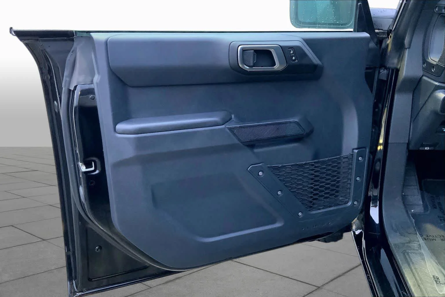Used 2025 Shadow Black Ford Big Bend image 21