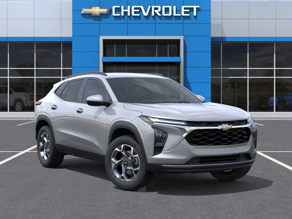 2026 Chevrolet Trax LT - Photo 7