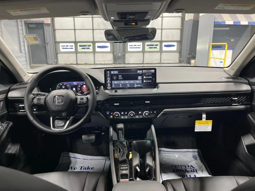 2026 Honda Accord Hybrid Touring - Photo 29