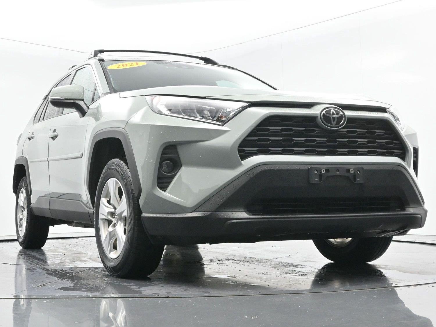 Used 2021 Lunar Rock Toyota XLE image 47