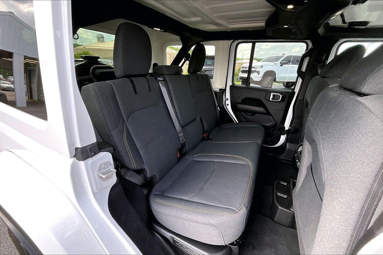 Used 2025 Bright White Clearcoat Jeep Sahara 4xe image 27