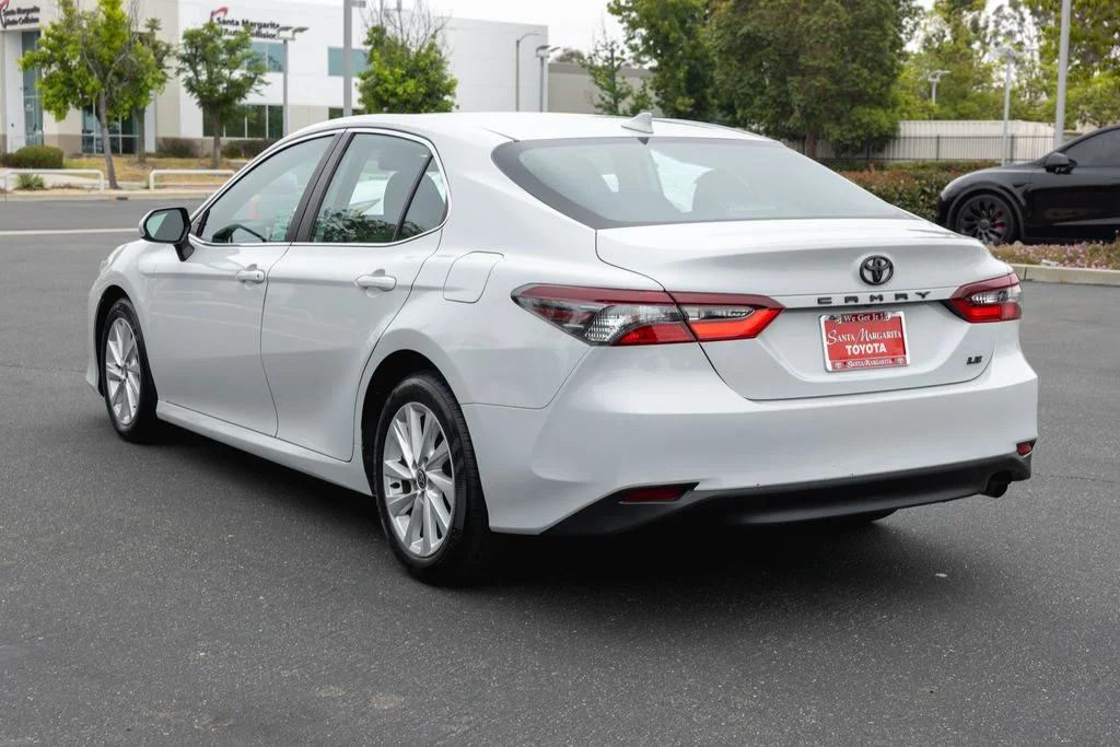 Certified Used 2022 Ice Edge Toyota LE image 7