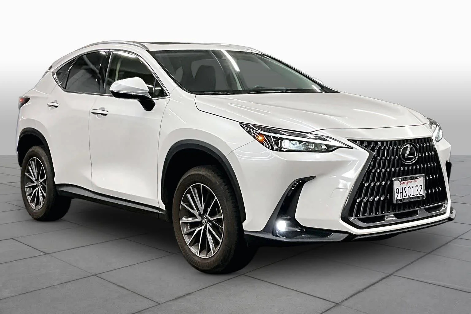 Certified Used 2024 Eminent White Pearl Lexus  image 2