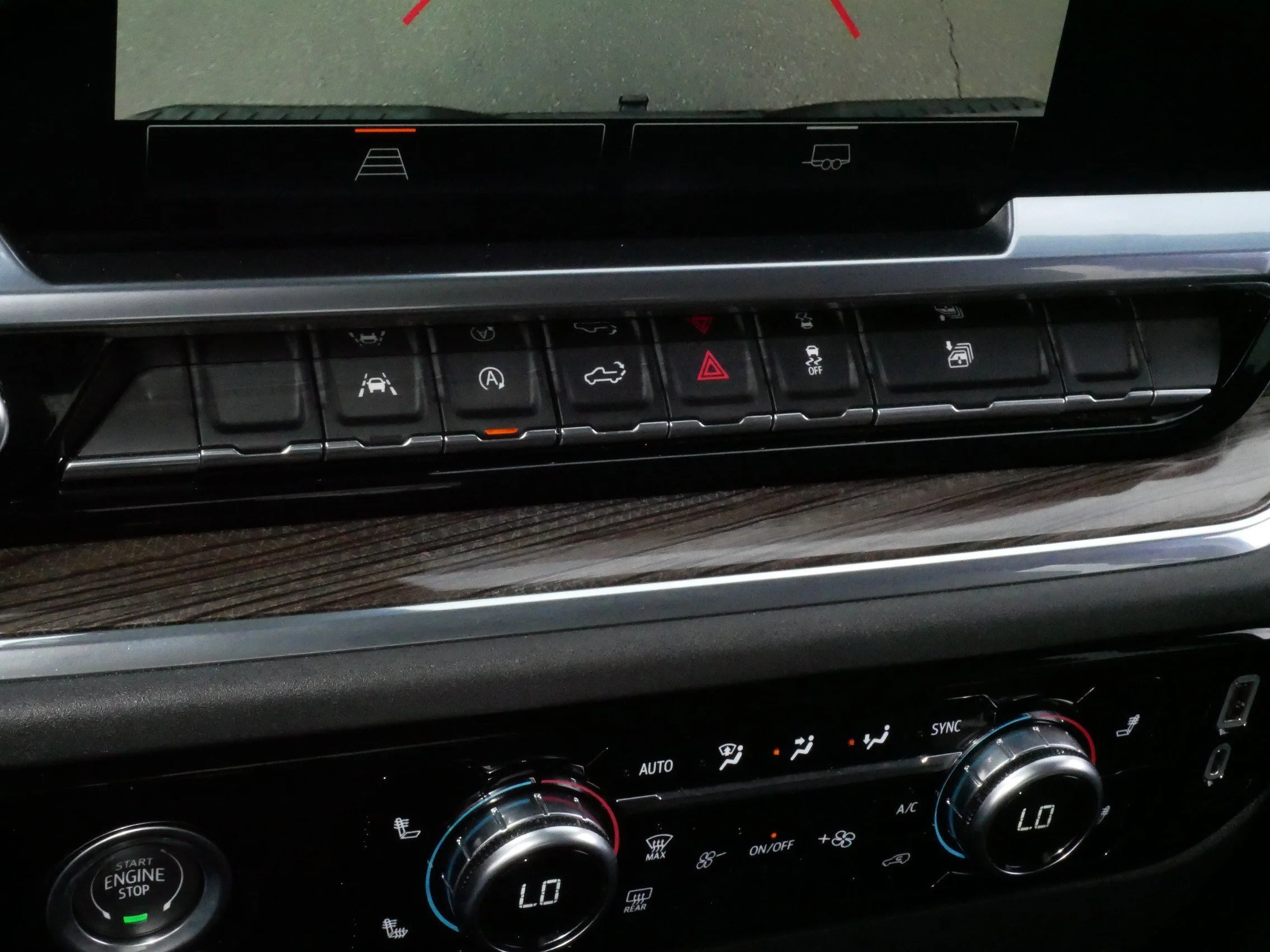 Used 2023 Onyx Black GMC Elevation image 31