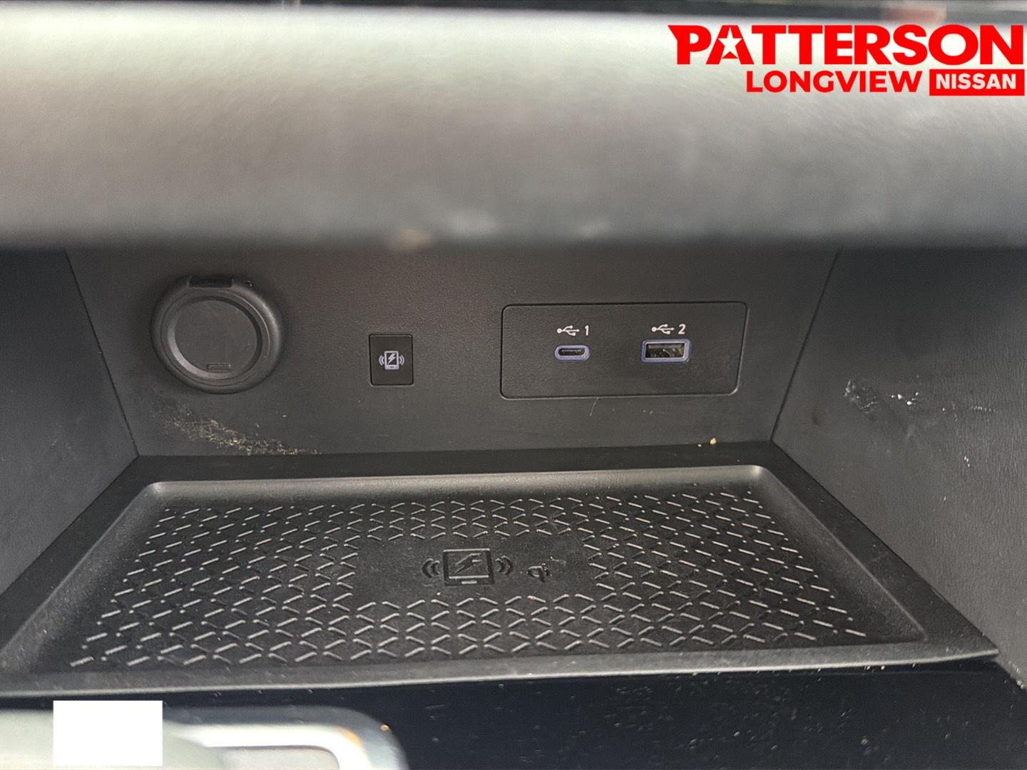 Used 2024 Obsidian Green Pearl Nissan SL image 14