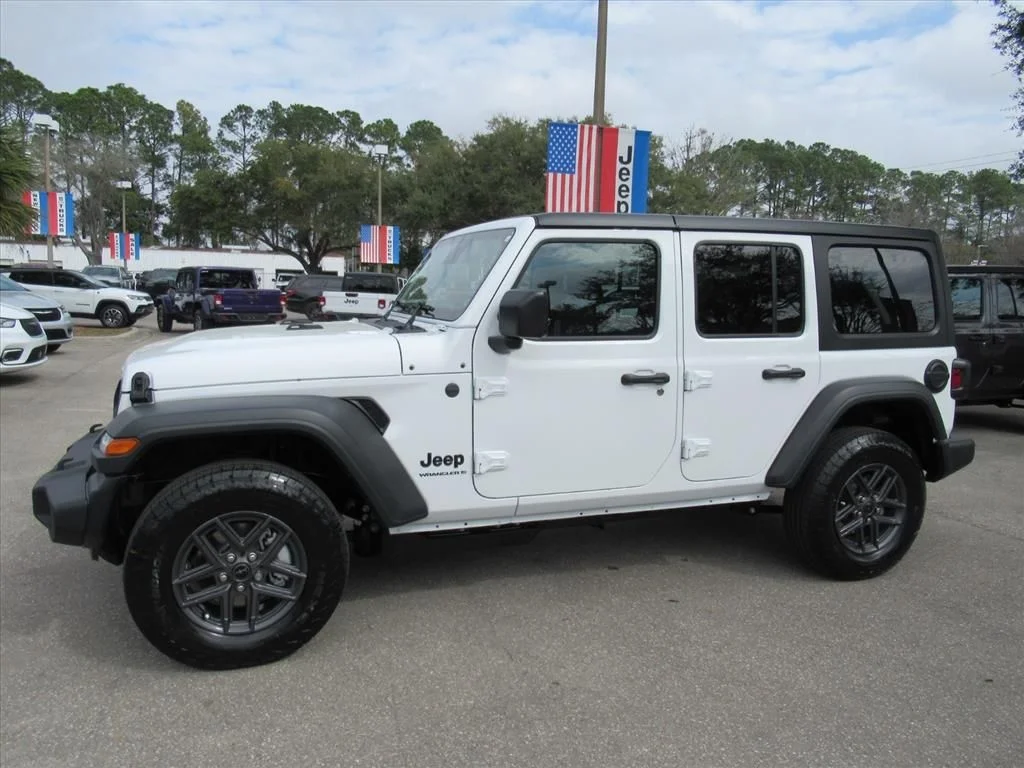 New 2026 Bright White Clear-Coat Exterior Paint Jeep Sport S image 4