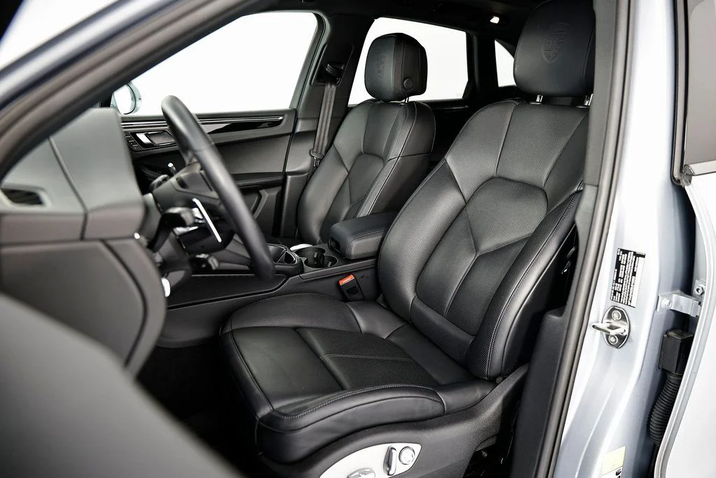Used 2025 Silver Porsche Certified image 5