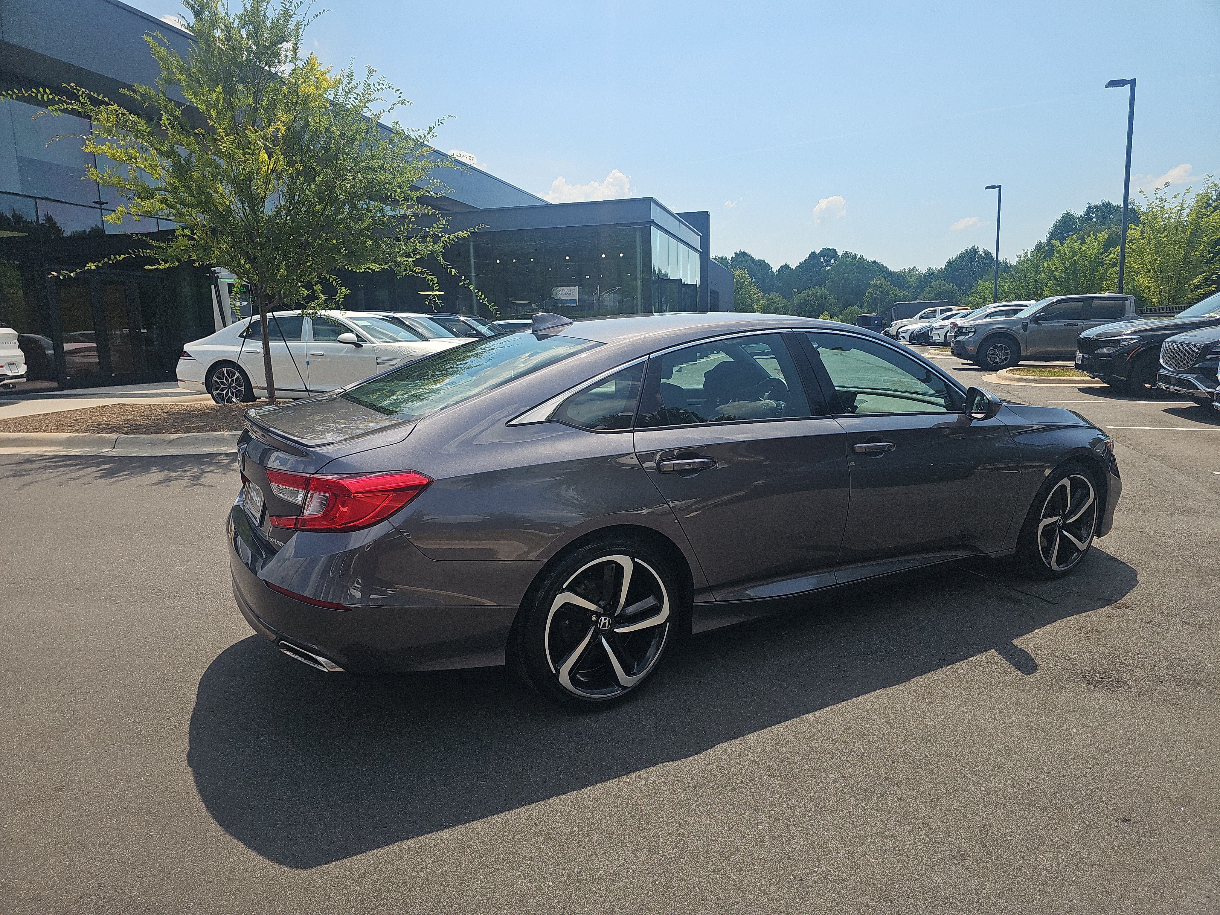 Used 2018 Modern Steel Metallic Honda Sport 1.5T image 5