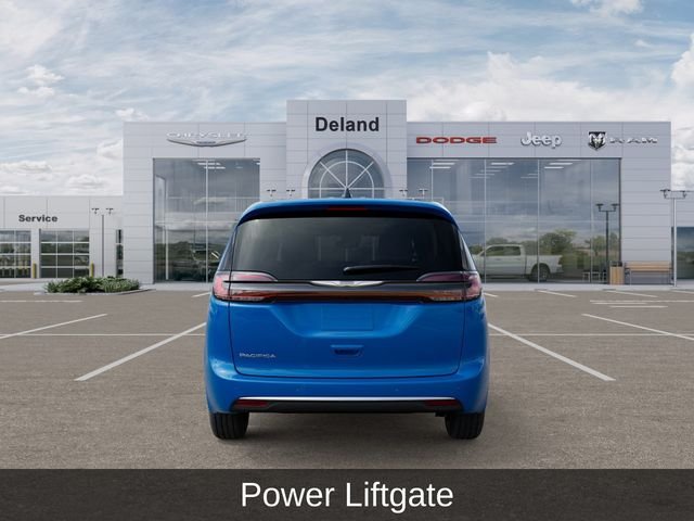New 2026 Hydro Blue Pearl-Coat Exterior Paint Chrysler Select image 8
