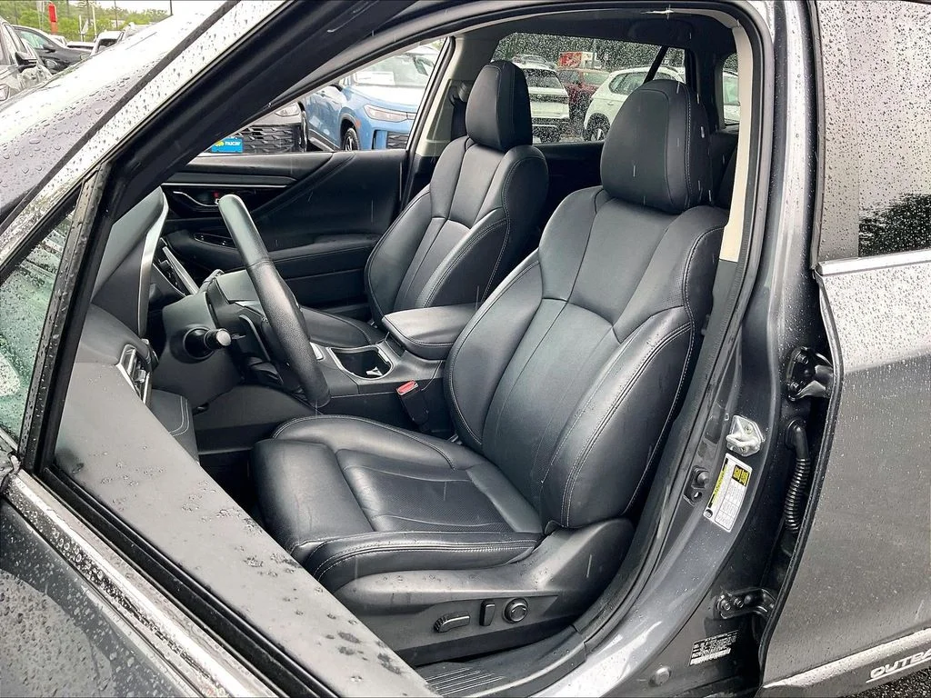 Used 2022 Magnetite Gray Metallic Subaru Limited image 9