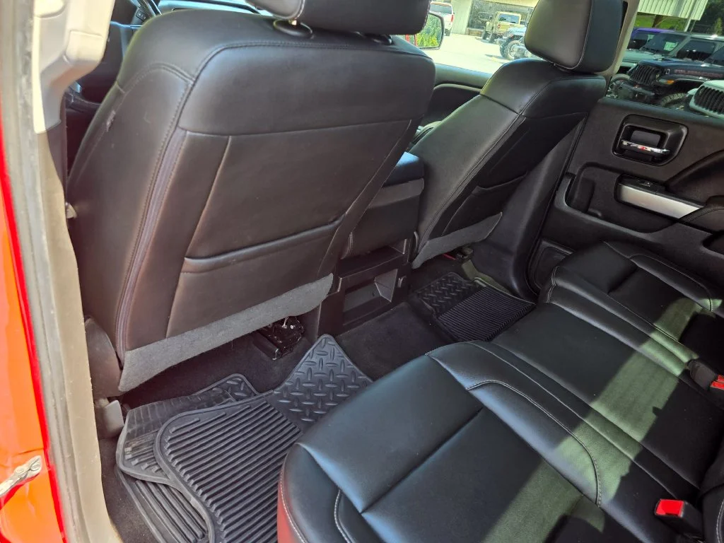 Used 2018 Red Chevrolet LT image 26