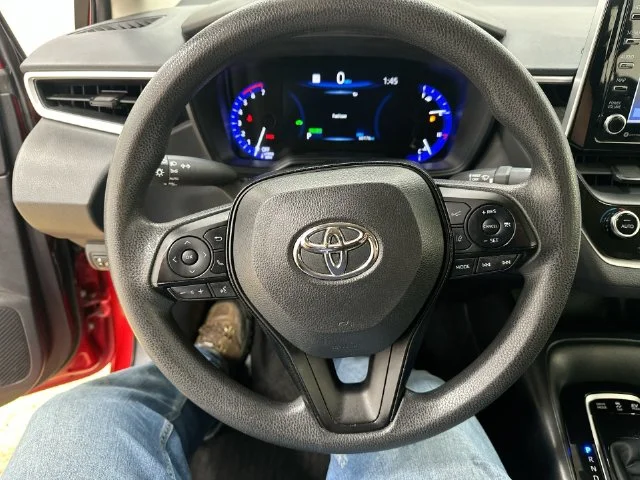 Used 2021 Red Toyota LE image 19