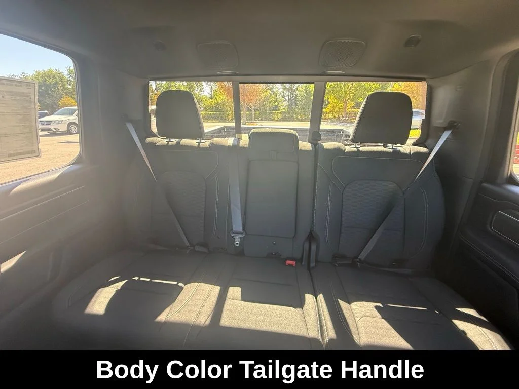New 2026 Granite Crystal Metallic Clearcoat RAM Big Horn/Lone Star image 26