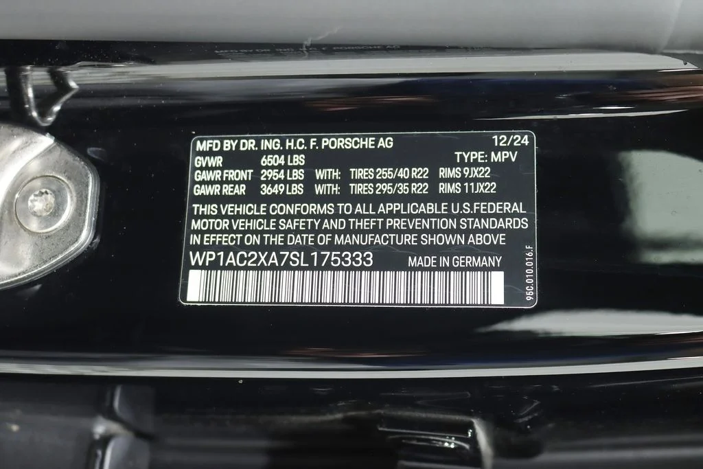 2025 Porsche Macan Electric Turbo