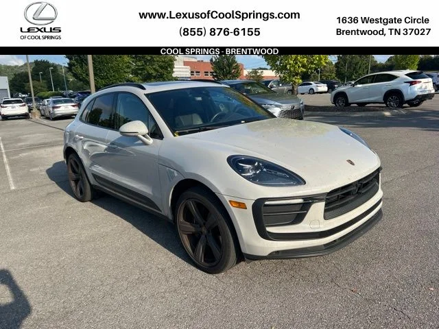 Used 2024  Porsche Base image 1