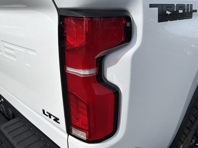 2026 Chevrolet Silverado 2500 HD LTZ - Photo 9