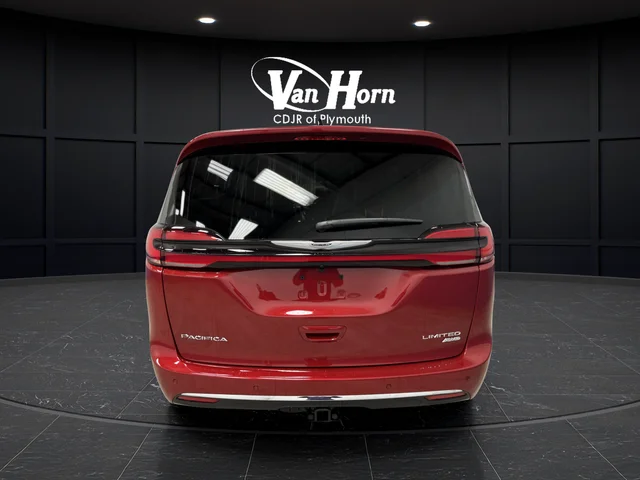 New 2026 Red Hot Pearl-Coat Exterior Paint Chrysler Limited image 14