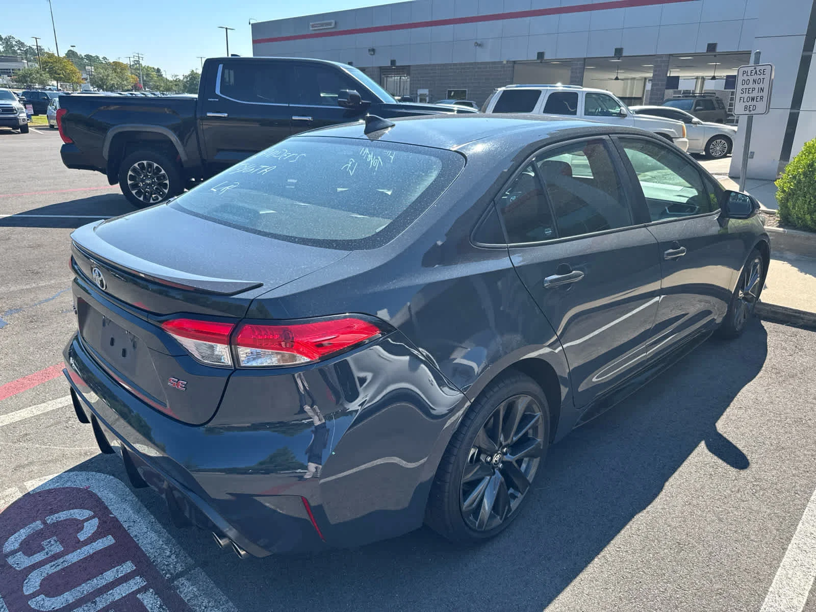 Used 2025 Underground Toyota SE image 4