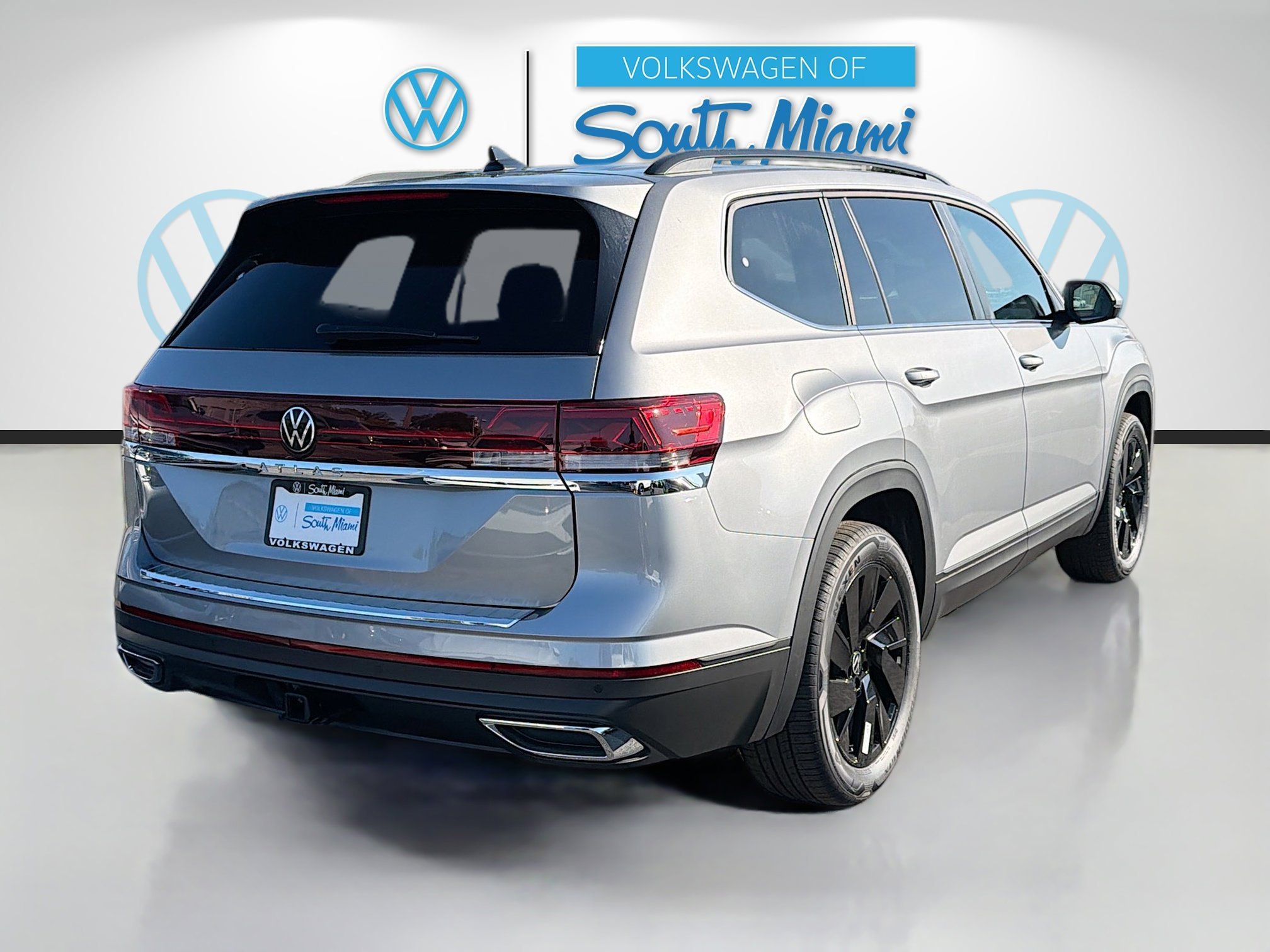 2026 Volkswagen Atlas SE w/Tech - Photo 7
