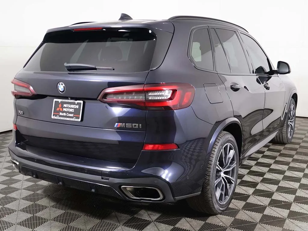 Used 2022 Black BMW M50i image 14