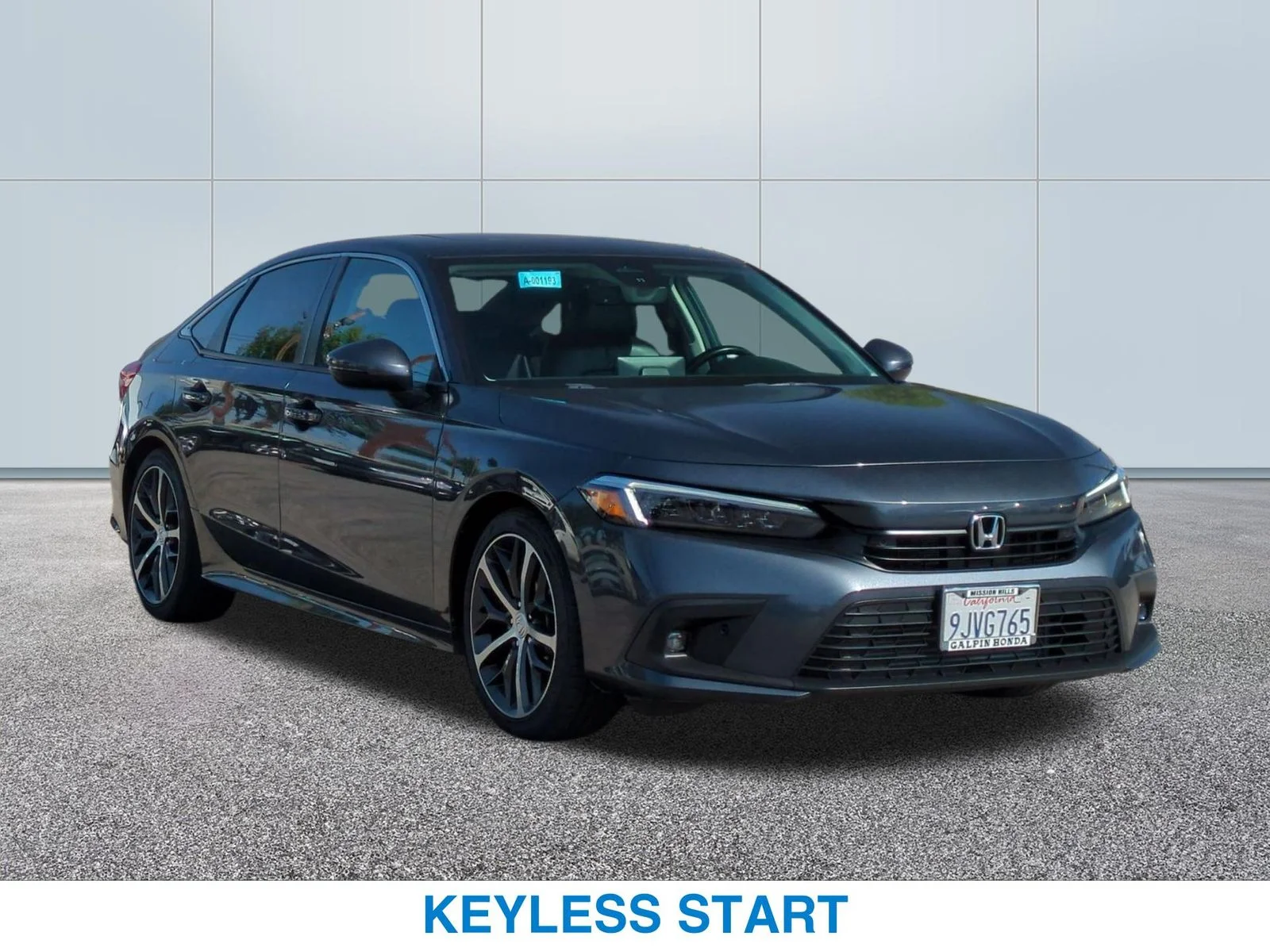 Used 2024 Gray Honda Touring image 4