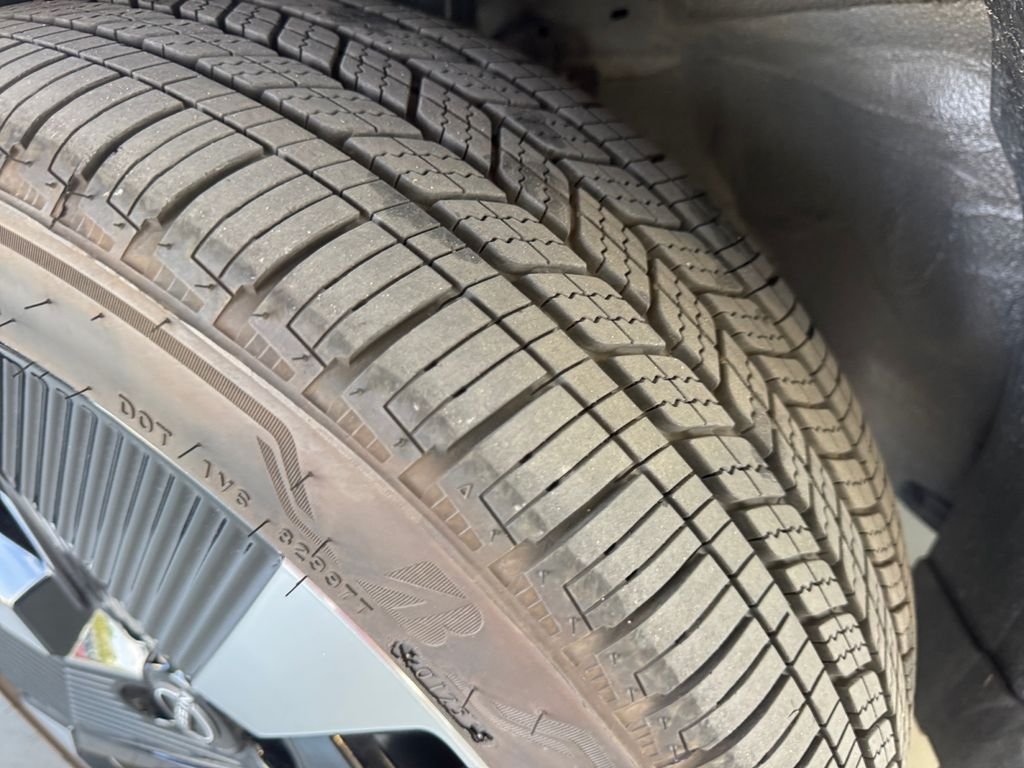 Certified Used 2025 Gray Nissan SR image 22