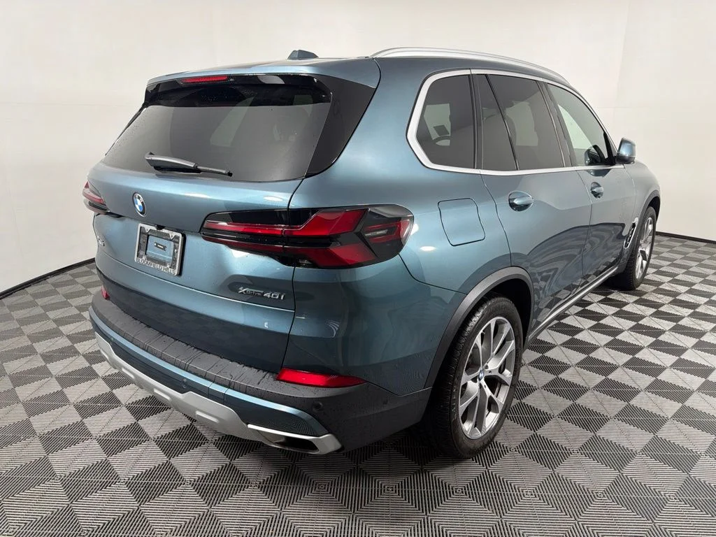 Certified Used 2024 Blue Ridge Mountain Metallic BMW xDrive40i image 5