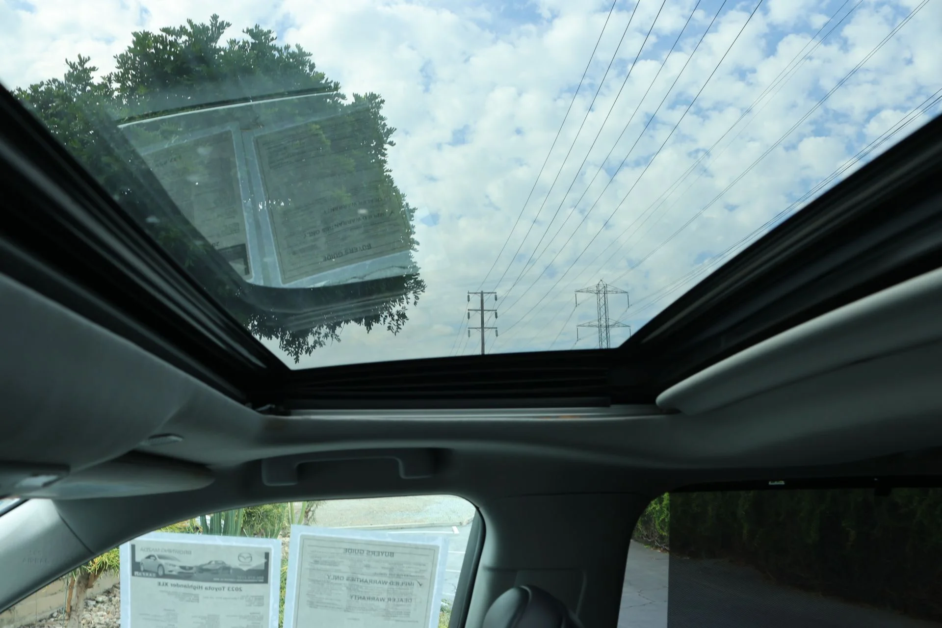 Used 2023 Beige Toyota XLE image 21