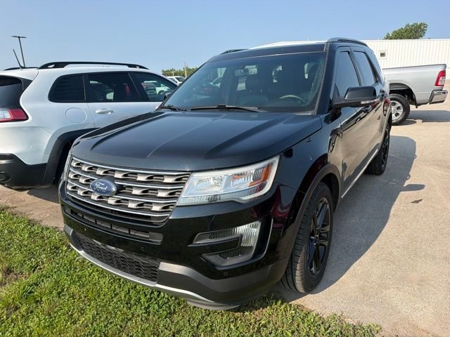 Used 2016  Ford XLT image 3