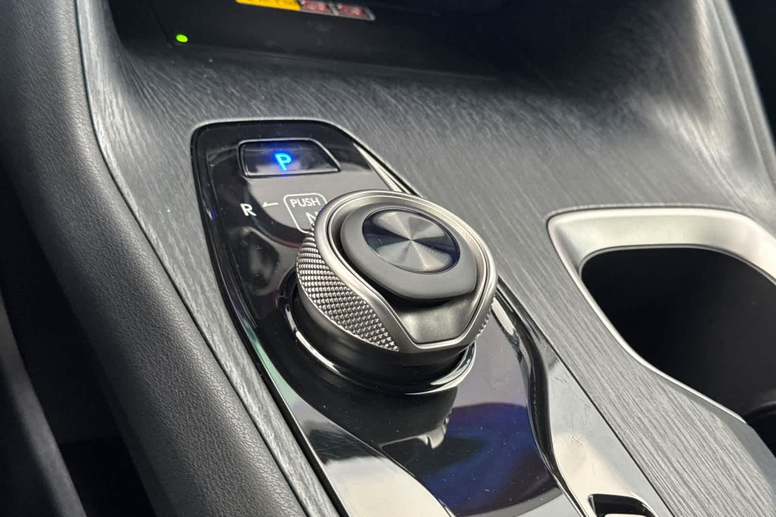 New 2026 Oxygen White Lexus  450e PREMIUM AWD image 22