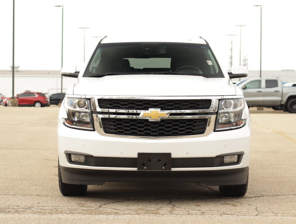 Used 2019 Chevrolet Suburban LT with VIN 1GNSKHKC1KR309930 for sale in Pekin, IL
