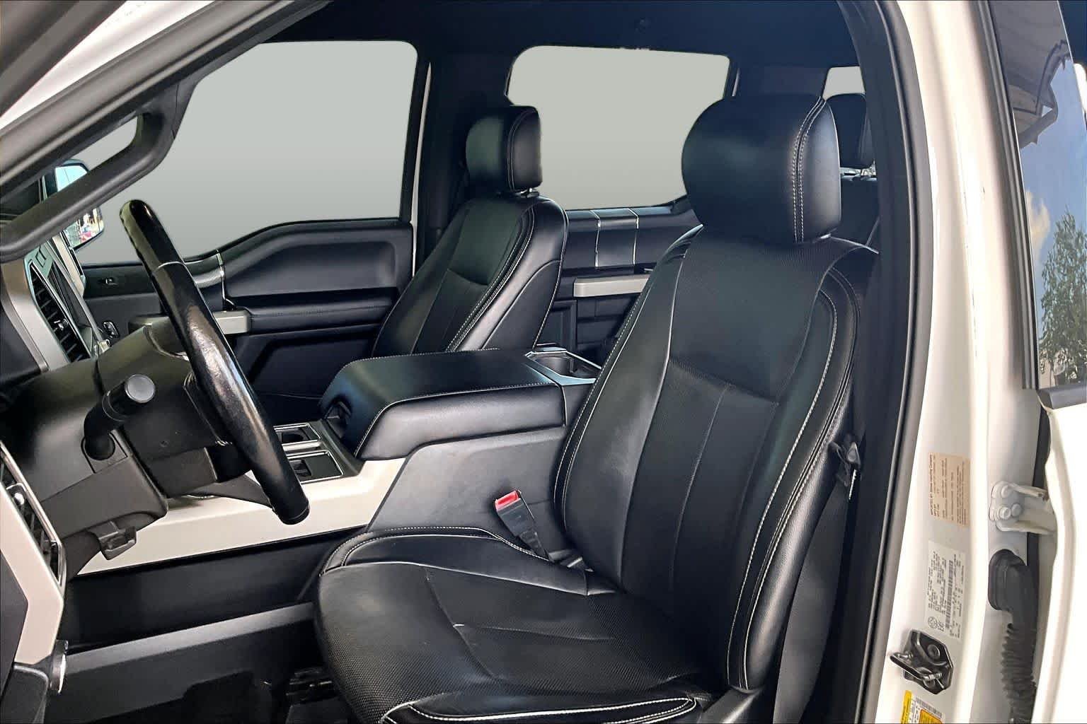 Used 2018 Oxford White Ford LARIAT image 8